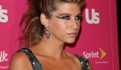 ke$ha claims to have had eyeball sex with johnny depp